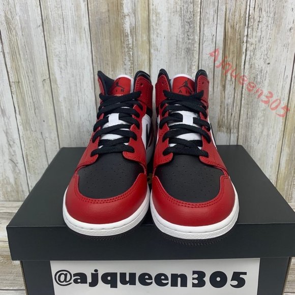 Air Jordan 1 Mid Chicago Toe GS - Picture 4 of 6